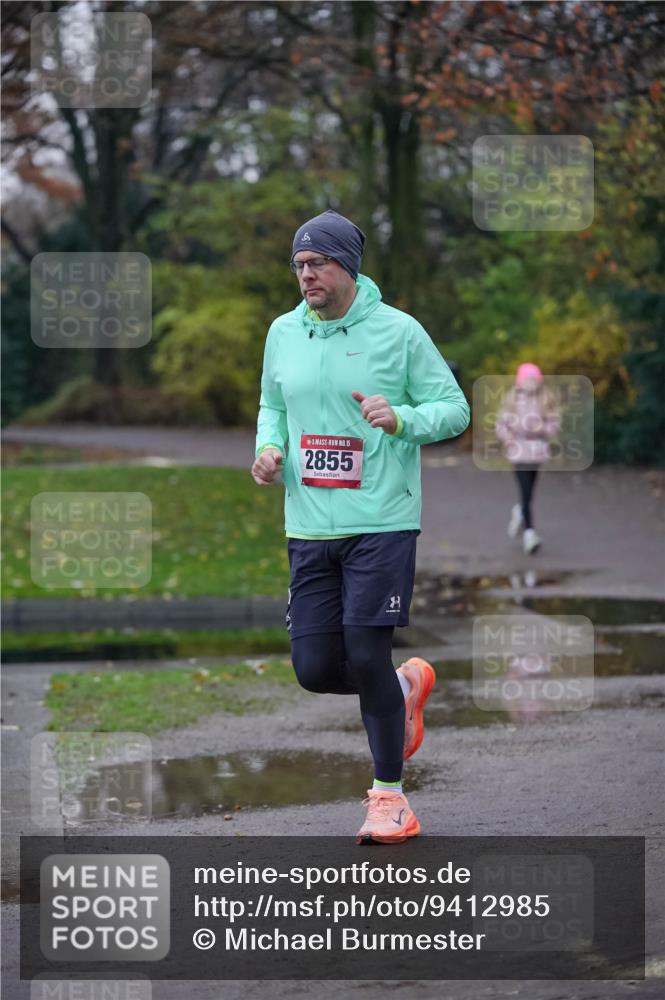07.12.2025 - St. Pauli X-Mass-Run No. 15 Michael Burmester http://msf.ph/oto/9412985 07.12.2025 10:02:38 Laufen 15, 2855 meine-sportfotos.de
