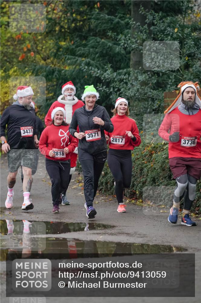 07.12.2025 - St. Pauli X-Mass-Run No. 15 Michael Burmester http://msf.ph/oto/9413059 07.12.2025 10:02:58 Laufen 3431, 2818, 3571, 3736, 2817 meine-sportfotos.de