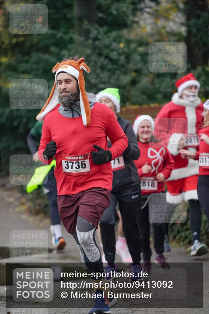07.12.2025 - St. Pauli X-Mass-Run No. 15 Michael Burmester http://msf.ph/oto/9413092 07.12.2025 10:03:01 Laufen 15, 3736, 2818, 2819, 281 meine-sportfotos.de