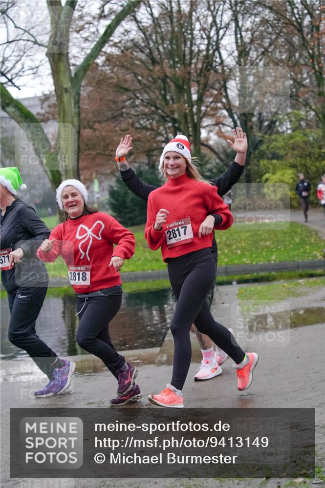 07.12.2025 - St. Pauli X-Mass-Run No. 15 Michael Burmester http://msf.ph/oto/9413149 07.12.2025 10:03:05 Laufen 8, 571, 15, 2818, 15, 2817 meine-sportfotos.de