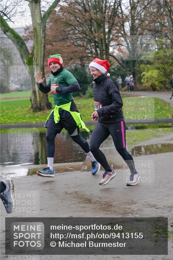07.12.2025 - St. Pauli X-Mass-Run No. 15 Michael Burmester http://msf.ph/oto/9413155 07.12.2025 10:03:06 Laufen 2997 meine-sportfotos.de