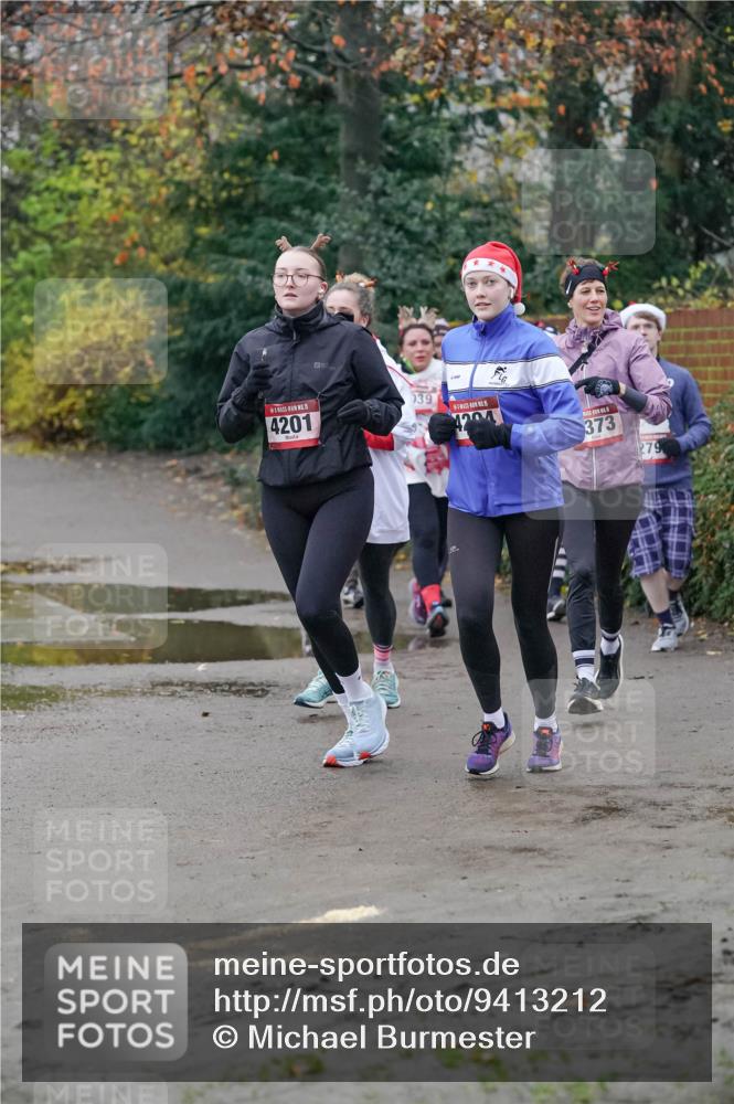 07.12.2025 - St. Pauli X-Mass-Run No. 15 Michael Burmester http://msf.ph/oto/9413212 07.12.2025 10:03:13 Laufen 15, 4201, 139, 4204, 373, 279 meine-sportfotos.de