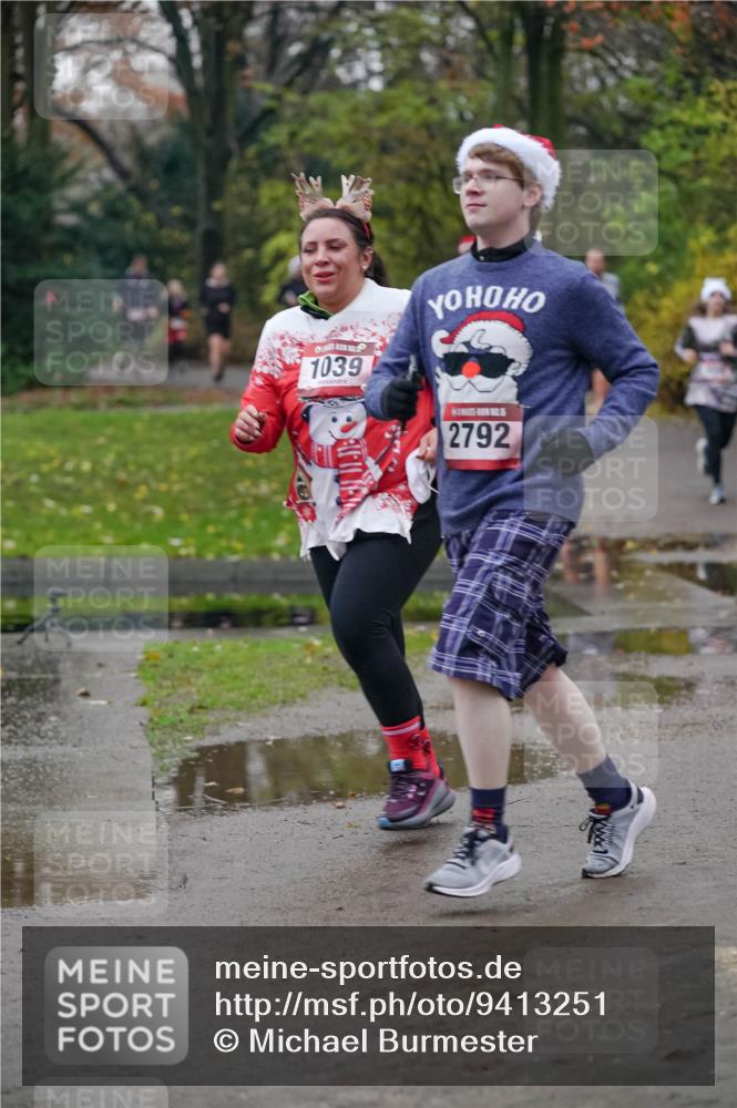 07.12.2025 - St. Pauli X-Mass-Run No. 15 Michael Burmester http://msf.ph/oto/9413251 07.12.2025 10:03:16 Laufen 1039, 2792 meine-sportfotos.de