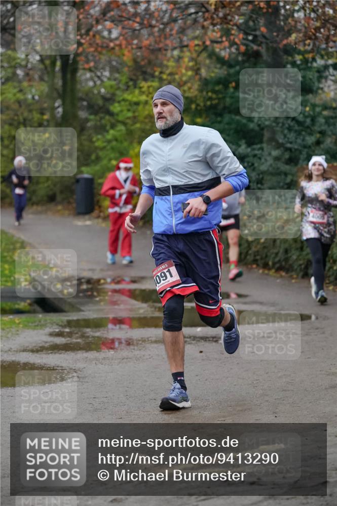 07.12.2025 - St. Pauli X-Mass-Run No. 15 Michael Burmester http://msf.ph/oto/9413290 07.12.2025 10:03:20 Laufen 15, 091, 1805 meine-sportfotos.de