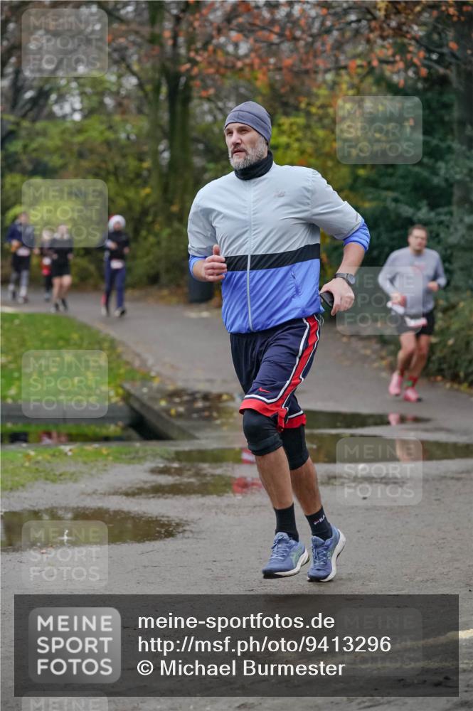 07.12.2025 - St. Pauli X-Mass-Run No. 15 Michael Burmester http://msf.ph/oto/9413296 07.12.2025 10:03:20 Laufen  meine-sportfotos.de