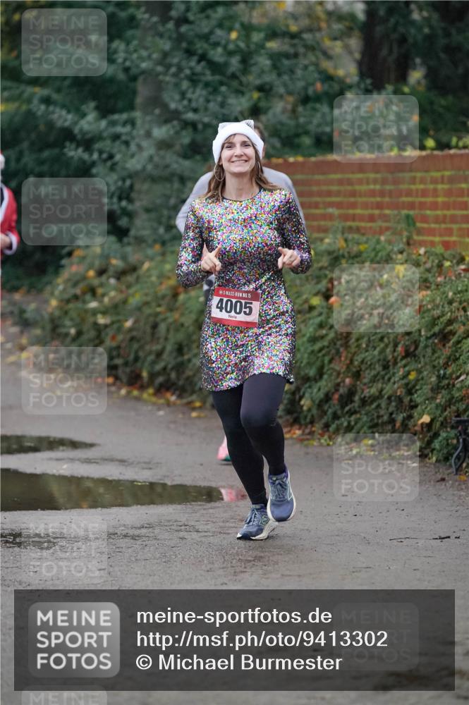07.12.2025 - St. Pauli X-Mass-Run No. 15 Michael Burmester http://msf.ph/oto/9413302 07.12.2025 10:03:21 Laufen 15, 4005 meine-sportfotos.de
