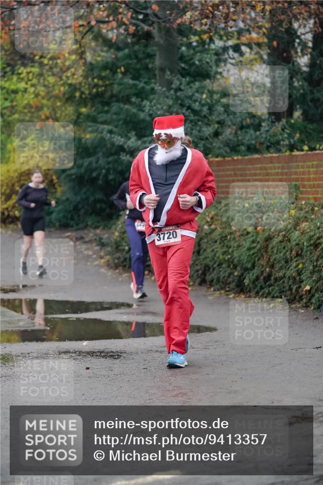 07.12.2025 - St. Pauli X-Mass-Run No. 15 Michael Burmester http://msf.ph/oto/9413357 07.12.2025 10:03:26 Laufen 15, 3720 meine-sportfotos.de