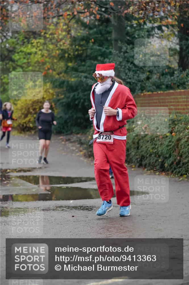07.12.2025 - St. Pauli X-Mass-Run No. 15 Michael Burmester http://msf.ph/oto/9413363 07.12.2025 10:03:26 Laufen 15, 3720 meine-sportfotos.de
