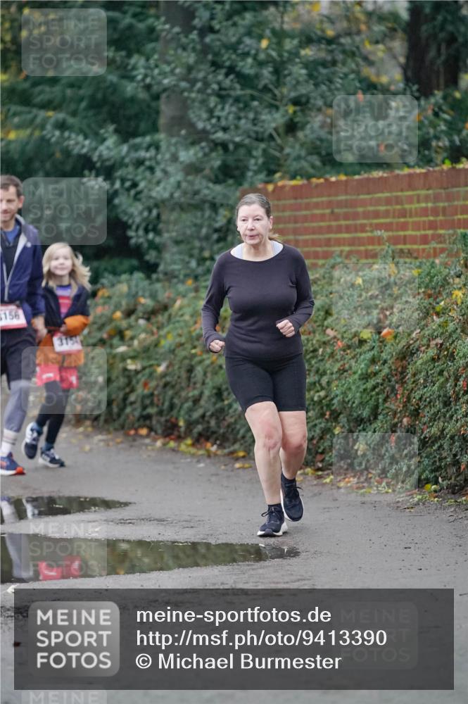 07.12.2025 - St. Pauli X-Mass-Run No. 15 Michael Burmester http://msf.ph/oto/9413390 07.12.2025 10:03:30 Laufen 156, 3154 meine-sportfotos.de