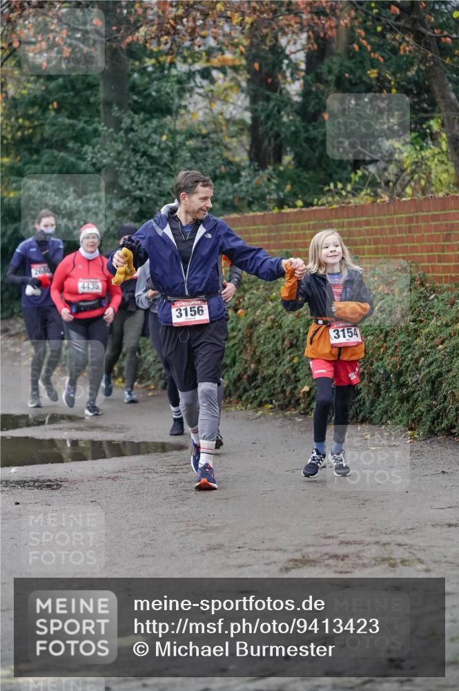 07.12.2025 - St. Pauli X-Mass-Run No. 15 Michael Burmester http://msf.ph/oto/9413423 07.12.2025 10:03:35 Laufen 4435, 3156, 3154 meine-sportfotos.de