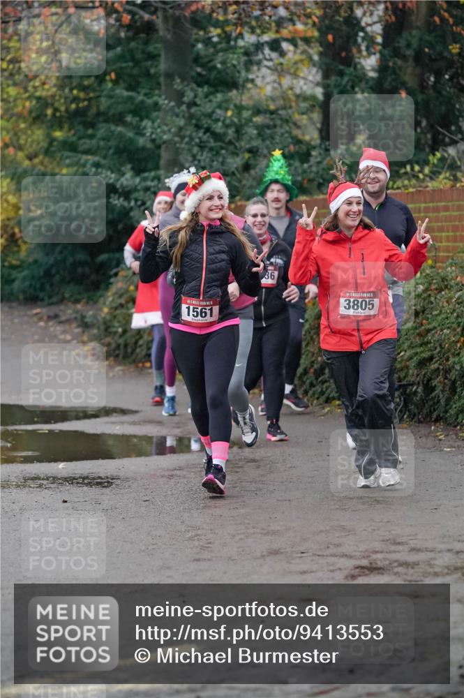 07.12.2025 - St. Pauli X-Mass-Run No. 15 Michael Burmester http://msf.ph/oto/9413553 07.12.2025 10:03:45 Laufen 1561, 36, 15, 3805 meine-sportfotos.de