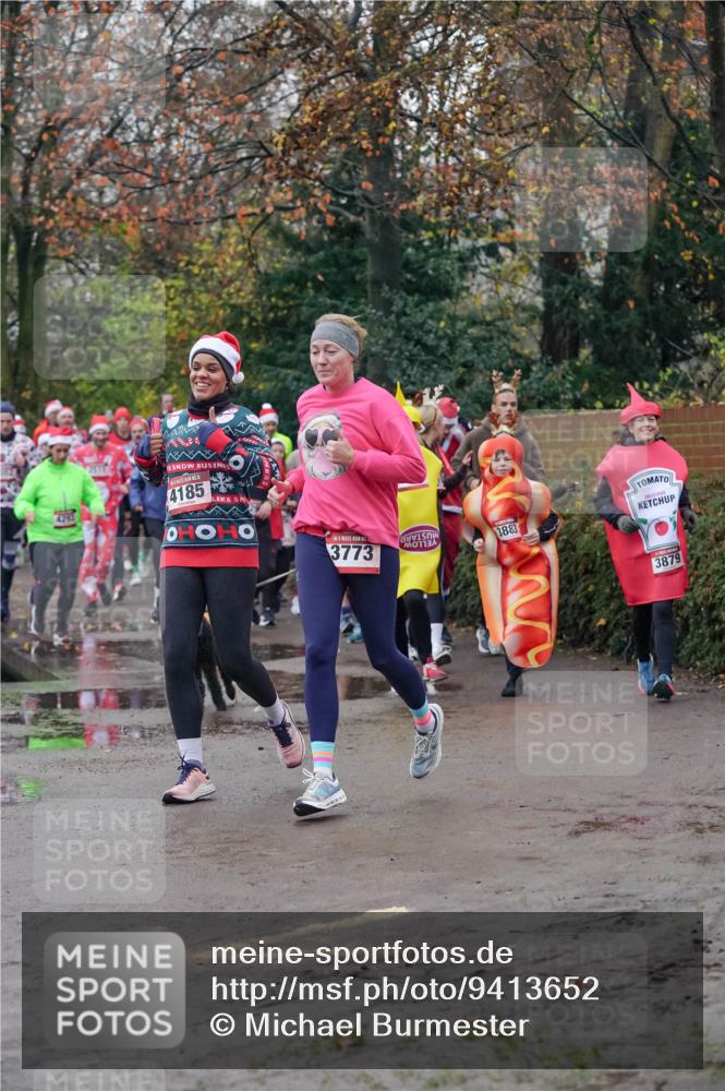 07.12.2025 - St. Pauli X-Mass-Run No. 15 Michael Burmester http://msf.ph/oto/9413652 07.12.2025 10:03:53 Laufen 4185, 3773, 3883, 3879 meine-sportfotos.de