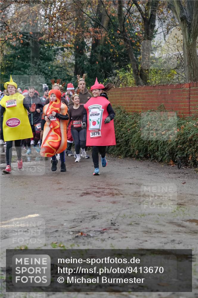 07.12.2025 - St. Pauli X-Mass-Run No. 15 Michael Burmester http://msf.ph/oto/9413670 07.12.2025 10:03:55 Laufen 3881, 883, 449, 4469, 3879 meine-sportfotos.de