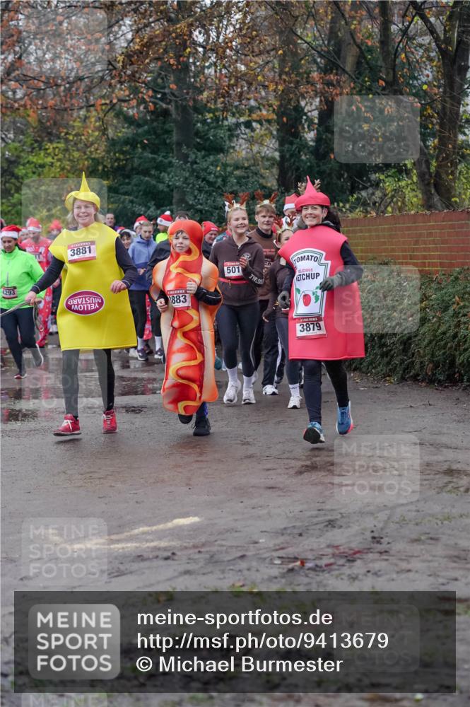07.12.2025 - St. Pauli X-Mass-Run No. 15 Michael Burmester http://msf.ph/oto/9413679 07.12.2025 10:03:55 Laufen 4293, 3881, 883, 501, 3879 meine-sportfotos.de