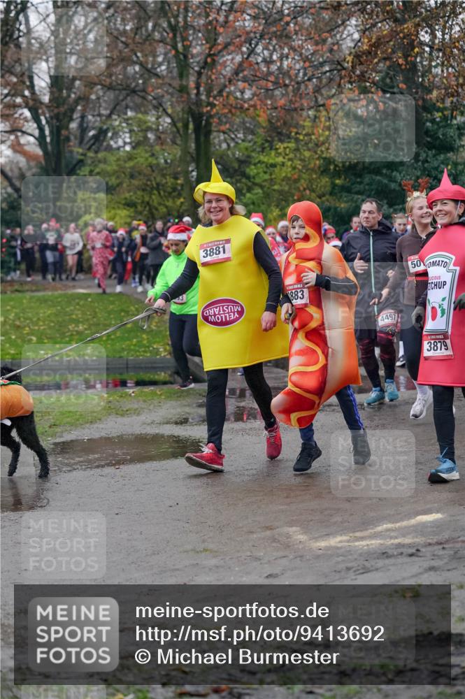 07.12.2025 - St. Pauli X-Mass-Run No. 15 Michael Burmester http://msf.ph/oto/9413692 07.12.2025 10:03:56 Laufen 3881, 1883, 4497, 50, 3879 meine-sportfotos.de