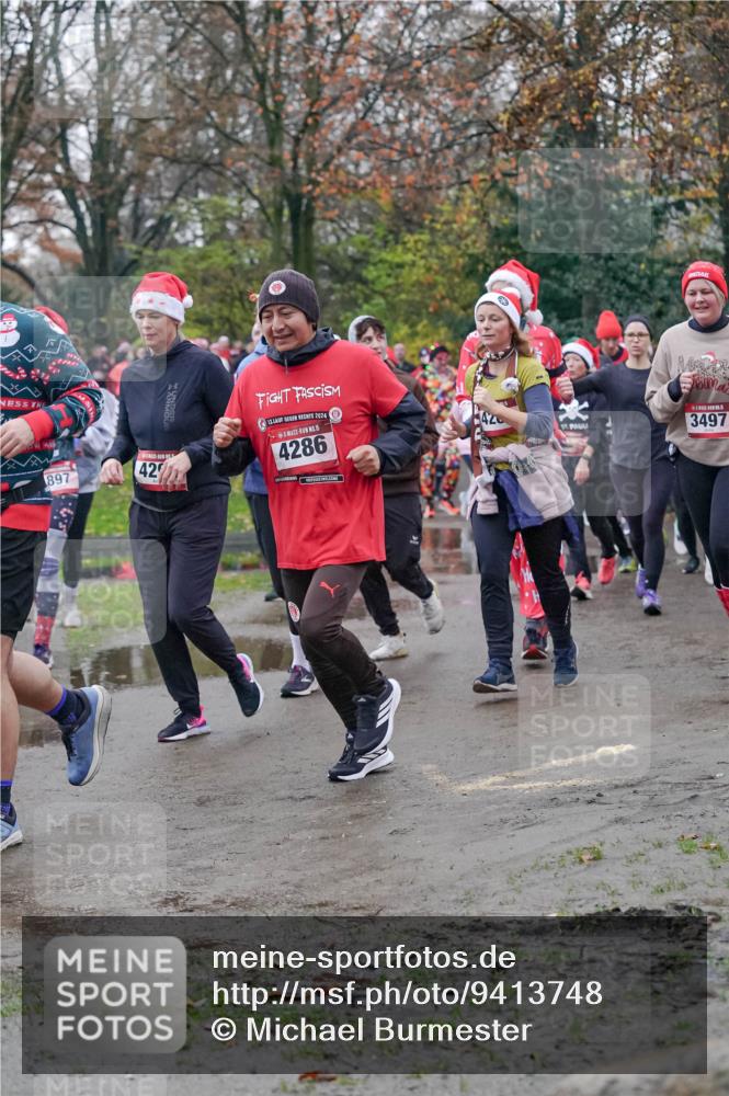 07.12.2025 - St. Pauli X-Mass-Run No. 15 Michael Burmester http://msf.ph/oto/9413748 07.12.2025 10:04:01 Laufen 897, 42, 13, 2024, 15, 4286, 3497, 420 meine-sportfotos.de