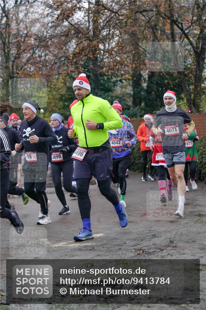 07.12.2025 - St. Pauli X-Mass-Run No. 15 Michael Burmester http://msf.ph/oto/9413784 07.12.2025 10:04:03 Laufen 09, 28, 3699, 4496, 4042, 4071, 3779, 1977 meine-sportfotos.de