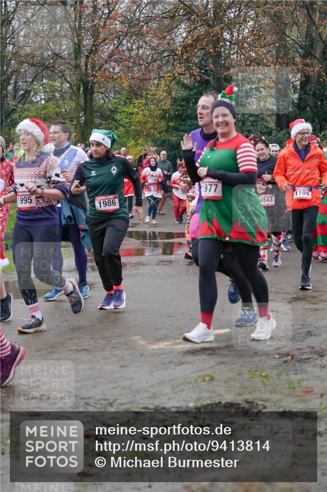 07.12.2025 - St. Pauli X-Mass-Run No. 15 Michael Burmester http://msf.ph/oto/9413814 07.12.2025 10:04:06 Laufen 1995, 1986, 1545, 1977, 4543, 1104 meine-sportfotos.de
