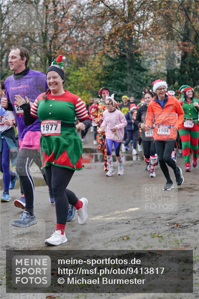 07.12.2025 - St. Pauli X-Mass-Run No. 15 Michael Burmester http://msf.ph/oto/9413817 07.12.2025 10:04:06 Laufen 26, 15, 1977, 4547, 1104, 2896 meine-sportfotos.de