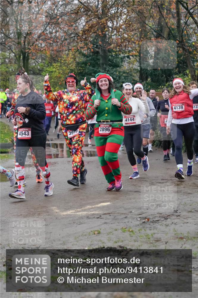 07.12.2025 - St. Pauli X-Mass-Run No. 15 Michael Burmester http://msf.ph/oto/9413841 07.12.2025 10:04:08 Laufen 4543, 3970, 2896, 4144, 4139, 122 meine-sportfotos.de