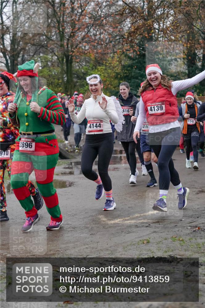 07.12.2025 - St. Pauli X-Mass-Run No. 15 Michael Burmester http://msf.ph/oto/9413859 07.12.2025 10:04:09 Laufen 910, 15, 2896, 15, 4144, 416, 15, 4139, 416, 159 meine-sportfotos.de