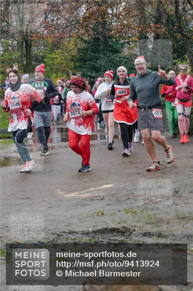 07.12.2025 - St. Pauli X-Mass-Run No. 15 Michael Burmester http://msf.ph/oto/9413924 07.12.2025 10:04:14 Laufen 1545, 82, 2073, 39, 3080, 4514, 50 meine-sportfotos.de