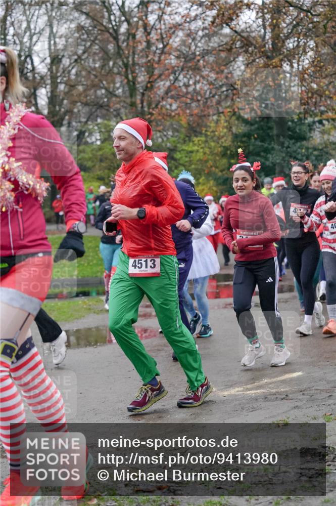 07.12.2025 - St. Pauli X-Mass-Run No. 15 Michael Burmester http://msf.ph/oto/9413980 07.12.2025 10:04:18 Laufen 4513, 40 meine-sportfotos.de