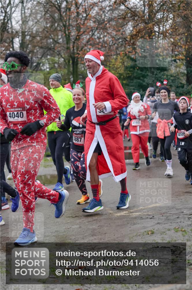 07.12.2025 - St. Pauli X-Mass-Run No. 15 Michael Burmester http://msf.ph/oto/9414056 07.12.2025 10:04:24 Laufen 15, 4040, 887, 4160, 4500 meine-sportfotos.de