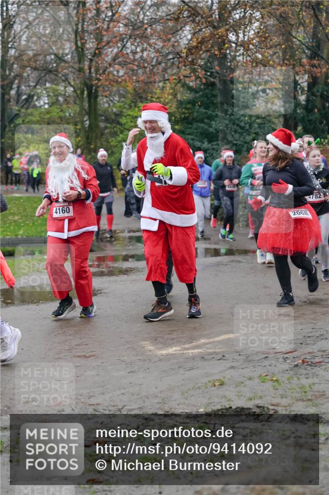 07.12.2025 - St. Pauli X-Mass-Run No. 15 Michael Burmester http://msf.ph/oto/9414092 07.12.2025 10:04:26 Laufen 4160, 2068, 4782 meine-sportfotos.de