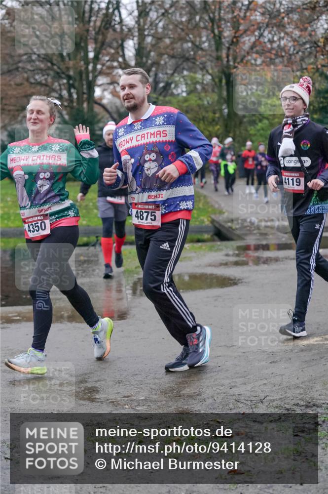 07.12.2025 - St. Pauli X-Mass-Run No. 15 Michael Burmester http://msf.ph/oto/9414128 07.12.2025 10:04:30 Laufen 15, 4350, 15, 4875, 4119 meine-sportfotos.de