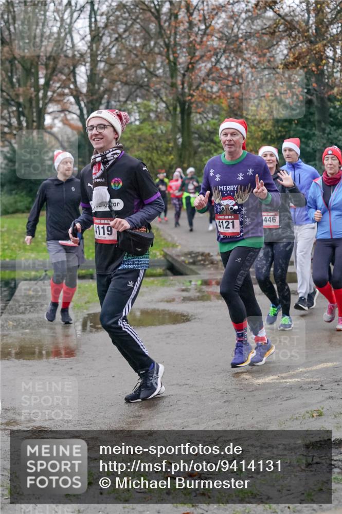 07.12.2025 - St. Pauli X-Mass-Run No. 15 Michael Burmester http://msf.ph/oto/9414131 07.12.2025 10:04:30 Laufen 119, 5, 4121, 446 meine-sportfotos.de