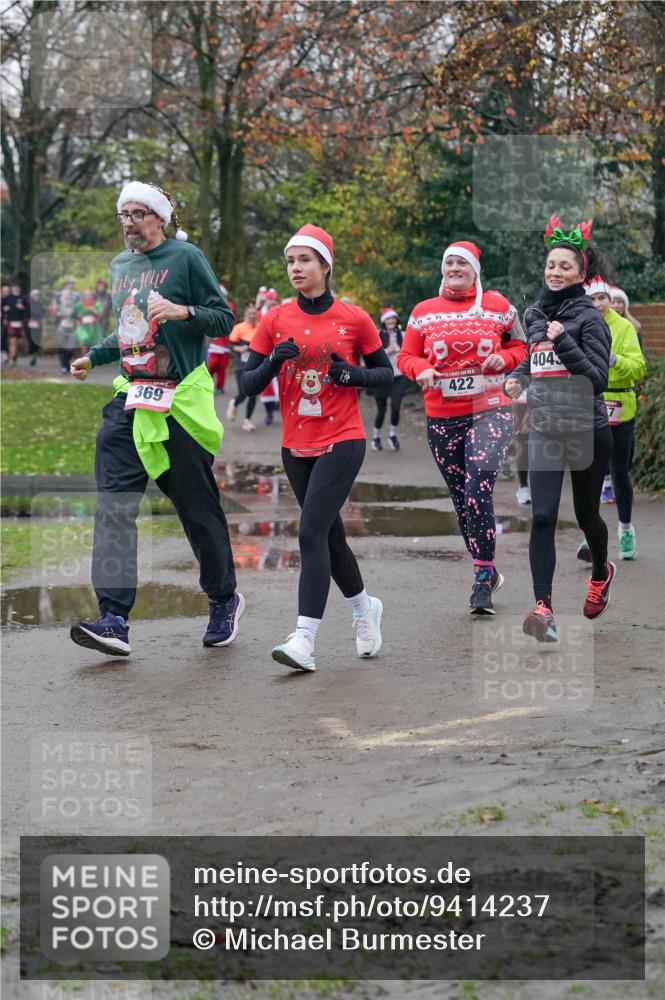 07.12.2025 - St. Pauli X-Mass-Run No. 15 Michael Burmester http://msf.ph/oto/9414237 07.12.2025 10:04:40 Laufen 369, 422, 404 meine-sportfotos.de