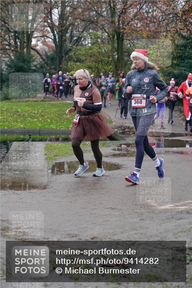 07.12.2025 - St. Pauli X-Mass-Run No. 15 Michael Burmester http://msf.ph/oto/9414282 07.12.2025 10:04:44 Laufen 368, 15, 368, 16 meine-sportfotos.de