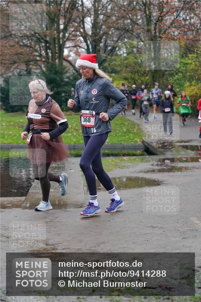 07.12.2025 - St. Pauli X-Mass-Run No. 15 Michael Burmester http://msf.ph/oto/9414288 07.12.2025 10:04:44 Laufen 368, 15, 368, 16 meine-sportfotos.de