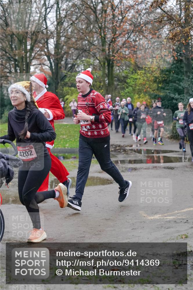 07.12.2025 - St. Pauli X-Mass-Run No. 15 Michael Burmester http://msf.ph/oto/9414369 07.12.2025 10:04:51 Laufen 4202, 700, 40 meine-sportfotos.de