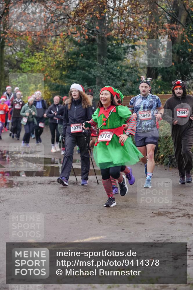 07.12.2025 - St. Pauli X-Mass-Run No. 15 Michael Burmester http://msf.ph/oto/9414378 07.12.2025 10:04:52 Laufen 4039, 3714, 3649, 3644 meine-sportfotos.de