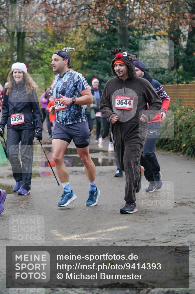 07.12.2025 - St. Pauli X-Mass-Run No. 15 Michael Burmester http://msf.ph/oto/9414393 07.12.2025 10:04:54 Laufen 4039, 364, 15, 3644 meine-sportfotos.de