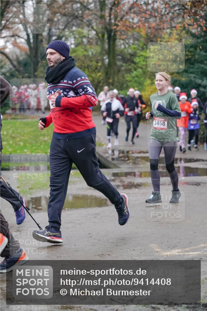 07.12.2025 - St. Pauli X-Mass-Run No. 15 Michael Burmester http://msf.ph/oto/9414408 07.12.2025 10:04:55 Laufen 3458 meine-sportfotos.de
