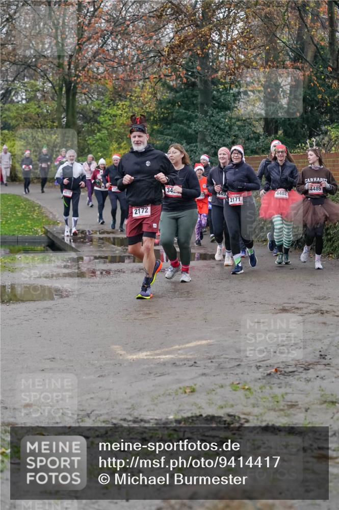 07.12.2025 - St. Pauli X-Mass-Run No. 15 Michael Burmester http://msf.ph/oto/9414417 07.12.2025 10:04:57 Laufen 4515, 2172, 34, 449, 4482, 2171, 4485 meine-sportfotos.de