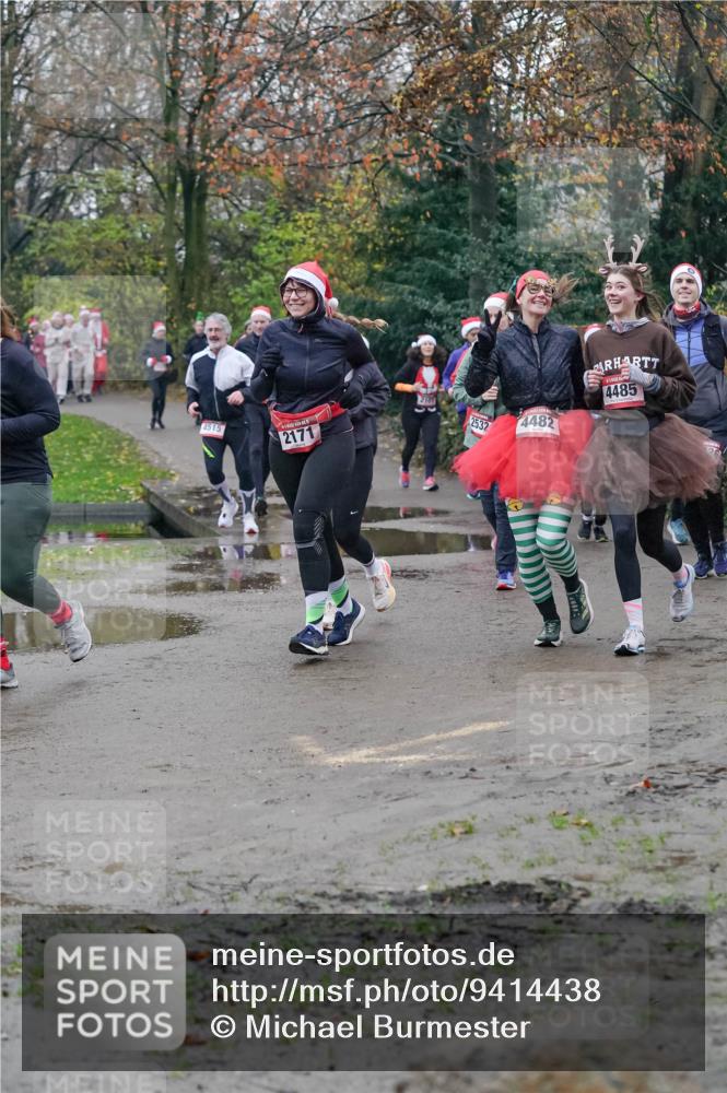 07.12.2025 - St. Pauli X-Mass-Run No. 15 Michael Burmester http://msf.ph/oto/9414438 07.12.2025 10:04:59 Laufen 4515, 2171, 2101, 2532, 4482, 4485 meine-sportfotos.de