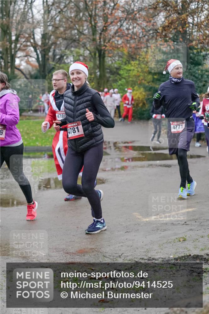 07.12.2025 - St. Pauli X-Mass-Run No. 15 Michael Burmester http://msf.ph/oto/9414525 07.12.2025 10:05:04 Laufen 4780, 15, 4781, 4771 meine-sportfotos.de