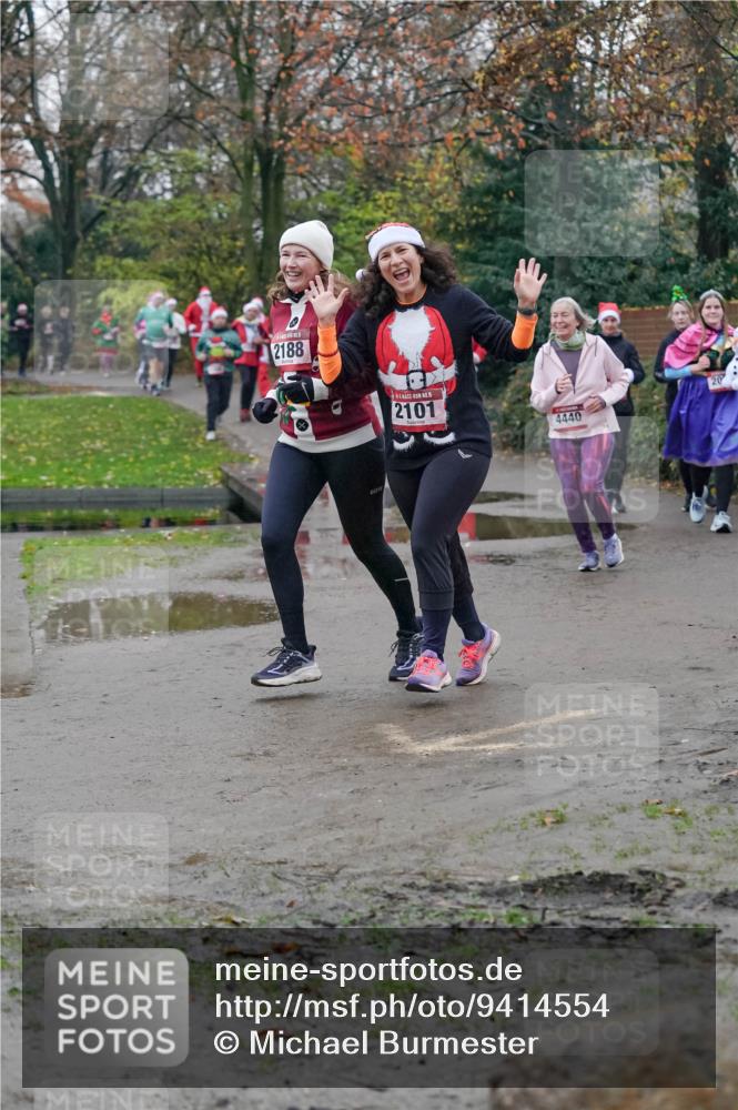 07.12.2025 - St. Pauli X-Mass-Run No. 15 Michael Burmester http://msf.ph/oto/9414554 07.12.2025 10:05:06 Laufen 2188, 2101, 4440, 20 meine-sportfotos.de