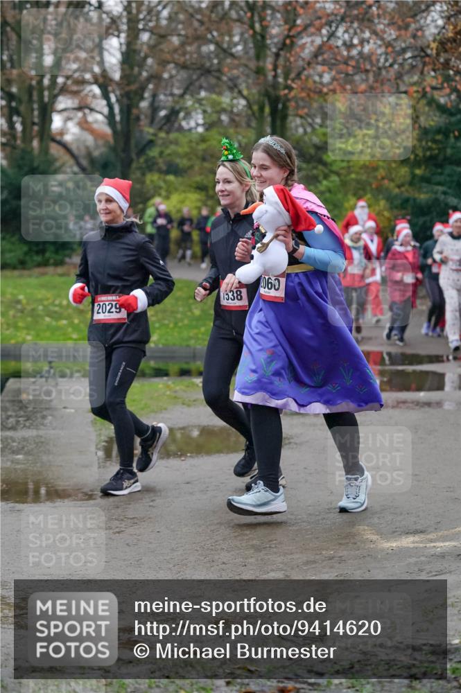 07.12.2025 - St. Pauli X-Mass-Run No. 15 Michael Burmester http://msf.ph/oto/9414620 07.12.2025 10:05:10 Laufen 060, 1538, 2029 meine-sportfotos.de