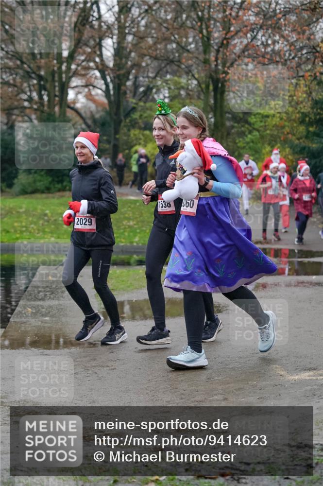 07.12.2025 - St. Pauli X-Mass-Run No. 15 Michael Burmester http://msf.ph/oto/9414623 07.12.2025 10:05:10 Laufen 2029, 1538, 60 meine-sportfotos.de