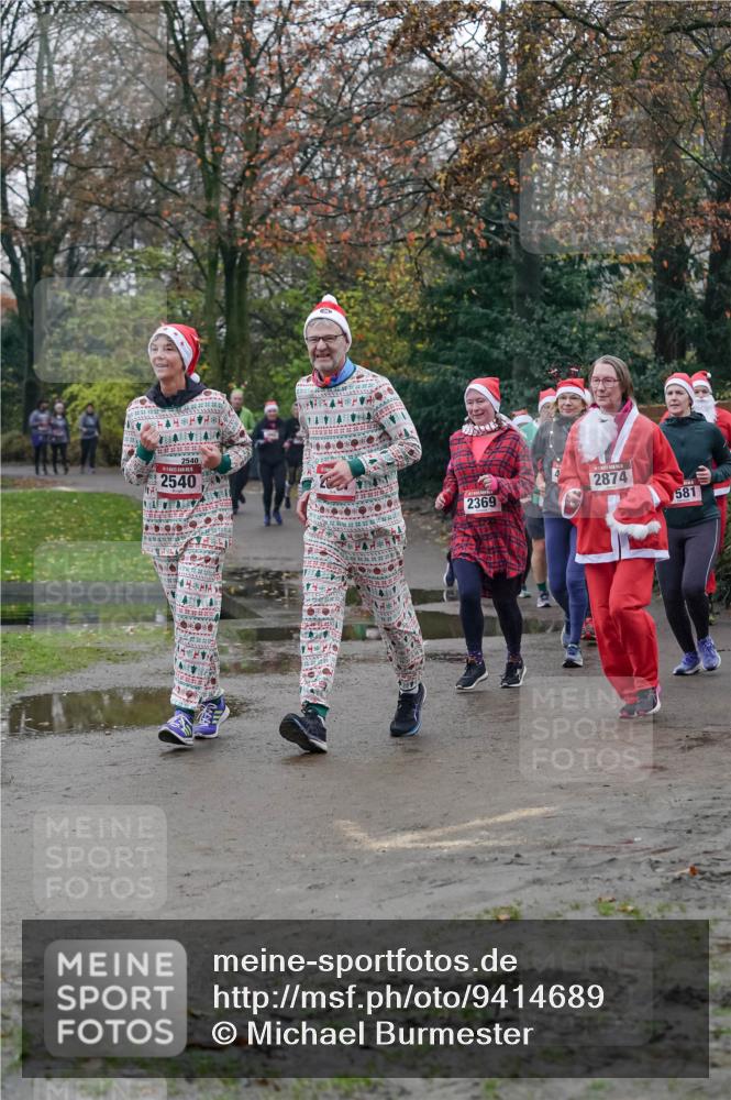 07.12.2025 - St. Pauli X-Mass-Run No. 15 Michael Burmester http://msf.ph/oto/9414689 07.12.2025 10:05:16 Laufen 2540, 2540, 2369, 2874, 581 meine-sportfotos.de