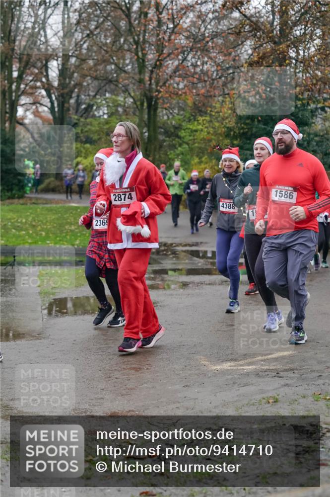 07.12.2025 - St. Pauli X-Mass-Run No. 15 Michael Burmester http://msf.ph/oto/9414710 07.12.2025 10:05:18 Laufen 2369, 2874, 4388, 1, 1586 meine-sportfotos.de