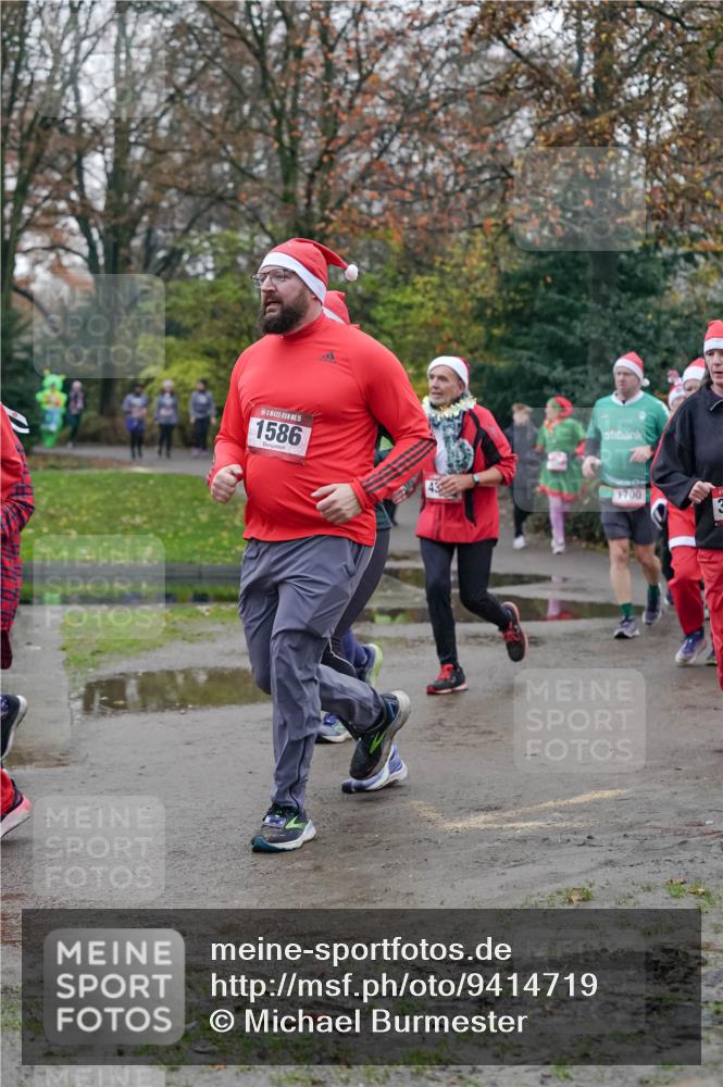 07.12.2025 - St. Pauli X-Mass-Run No. 15 Michael Burmester http://msf.ph/oto/9414719 07.12.2025 10:05:18 Laufen 15, 1586, 1700 meine-sportfotos.de