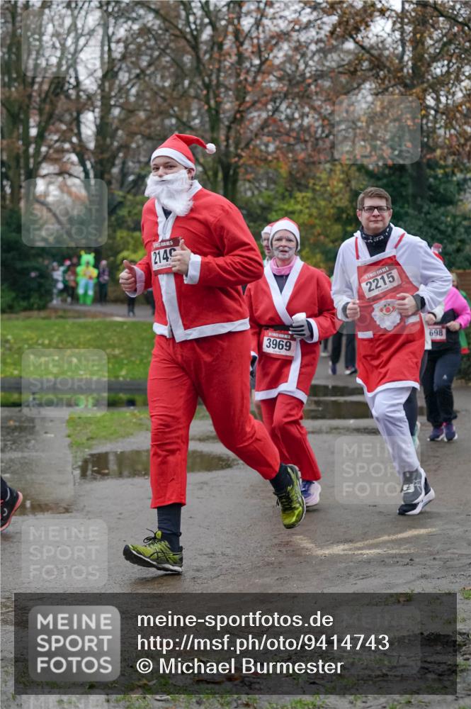 07.12.2025 - St. Pauli X-Mass-Run No. 15 Michael Burmester http://msf.ph/oto/9414743 07.12.2025 10:05:20 Laufen 214, 3969, 2215, 698 meine-sportfotos.de