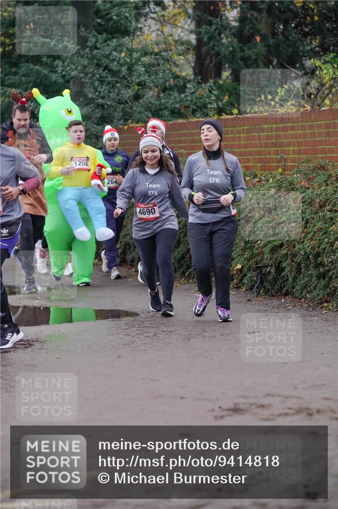 07.12.2025 - St. Pauli X-Mass-Run No. 15 Michael Burmester http://msf.ph/oto/9414818 07.12.2025 10:05:38 Laufen 1204, 264, 4690 meine-sportfotos.de