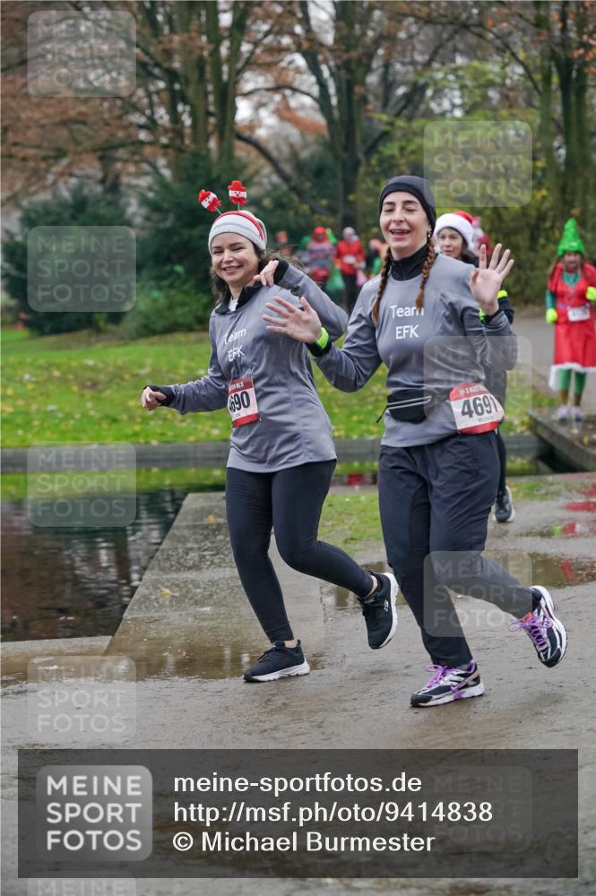 07.12.2025 - St. Pauli X-Mass-Run No. 15 Michael Burmester http://msf.ph/oto/9414838 07.12.2025 10:05:42 Laufen 5, 690, 469 meine-sportfotos.de